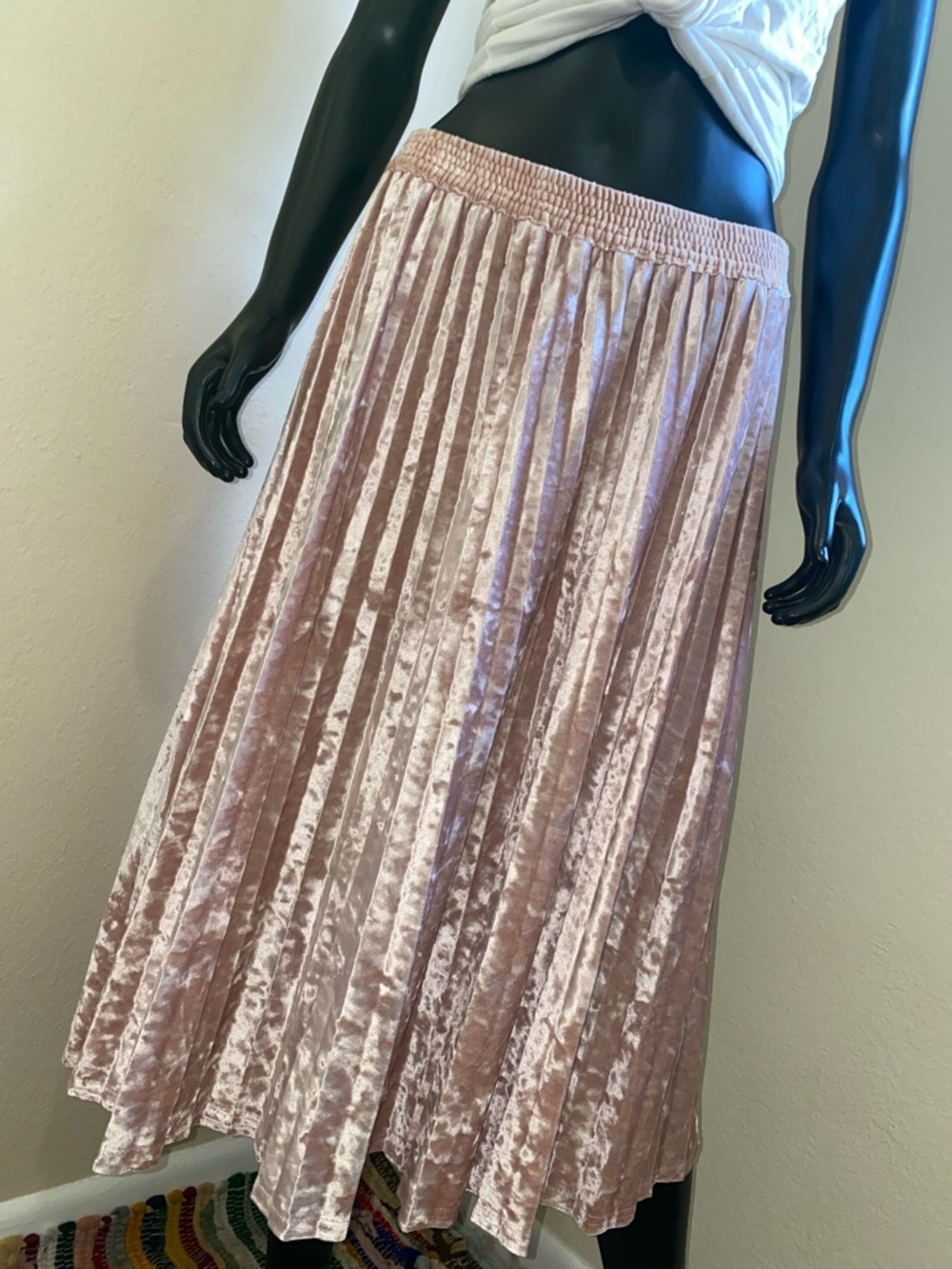 a new day Blush Crushed Velvet Pleated Midi Skirt - Picture 8 of 10